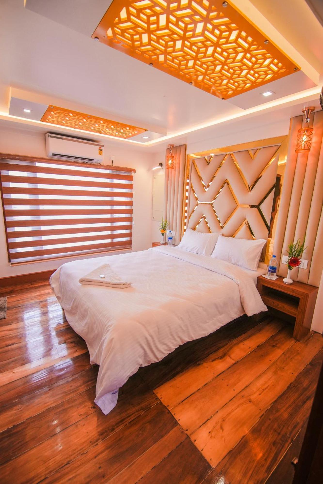 Kera Houseboats Alleppey Alappuzha Εξωτερικό φωτογραφία
