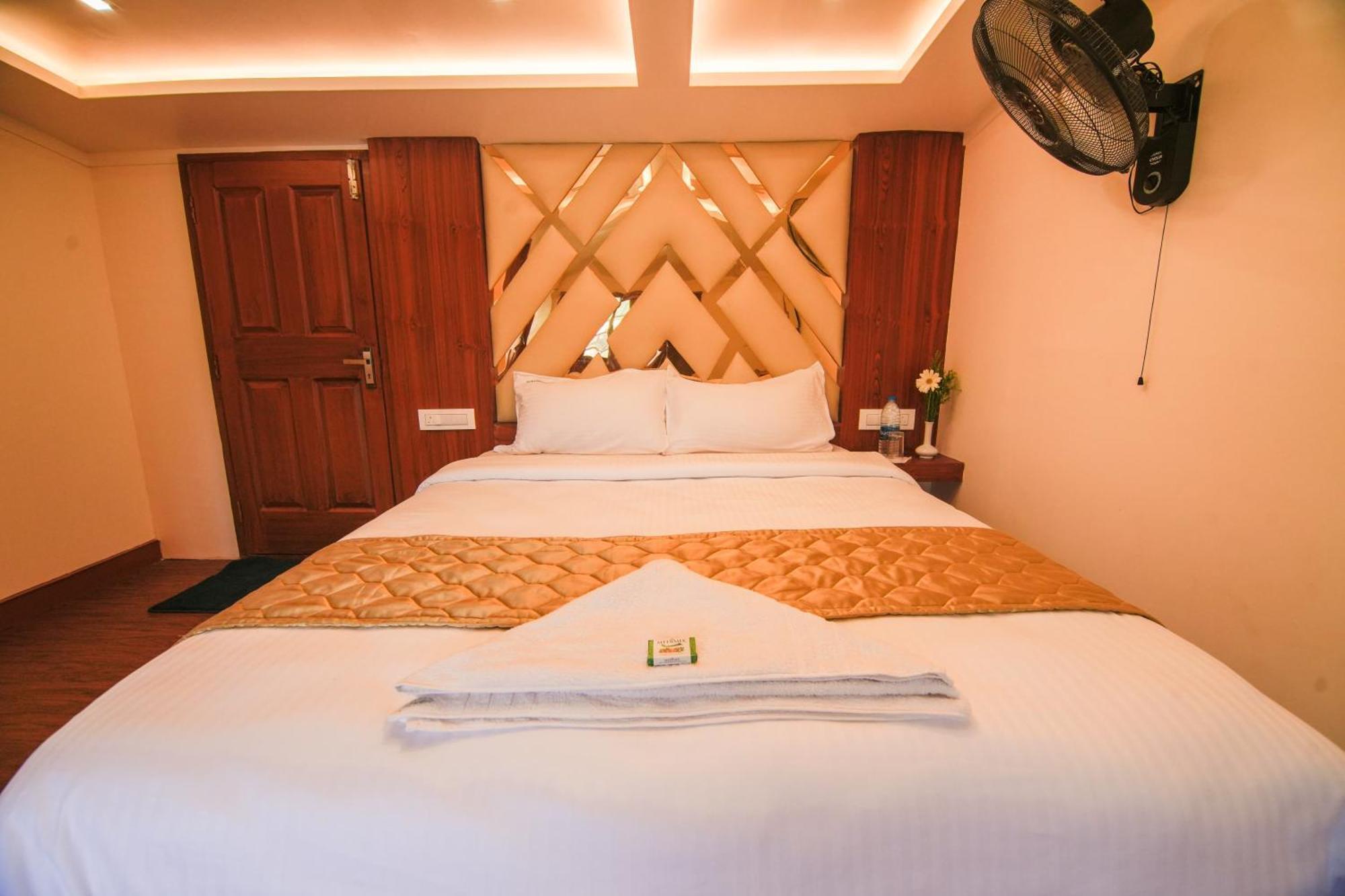 Kera Houseboats Alleppey Alappuzha Εξωτερικό φωτογραφία